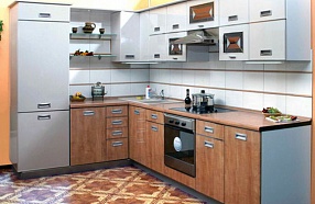Мебель для кухни серо-коричневая