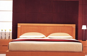 Кровать для гостиниц с высоким изголовьем 